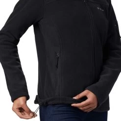 Columbia Women's Fast Trek™ II Fleece Jacket Black 11 Columbia Women's Fast Trek™ II Fleece Jacket Black -Sporty Life Shop 1465351 010 a2 presethigh res jpeg 300 dpi
