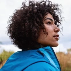 Berghaus Women's Deluge Pro Waterproof Jacket Navagio Bay / Seaport -Sporty Life Shop 4 22338fz6 l2 berghaus everyday outdoors aw21 rgb