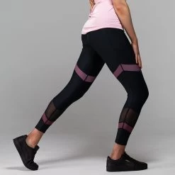 Women's Savannah 7/8 Length Tights Black / Burgundy 10 Women's Savannah 7/8 Length Tights Black / Burgundy -Sporty Life Shop 4t5a3457