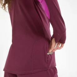 Puma Women's Favourite Quarter Zip Running Top Grape Wine / Deep Orchid -Sporty Life Shop 520184 71 mod04